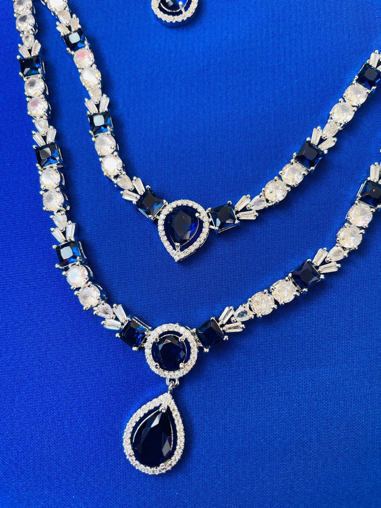 BLUE  LAYERED NECKLACE-Elegance139