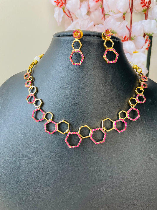 Hexagon premium necklace