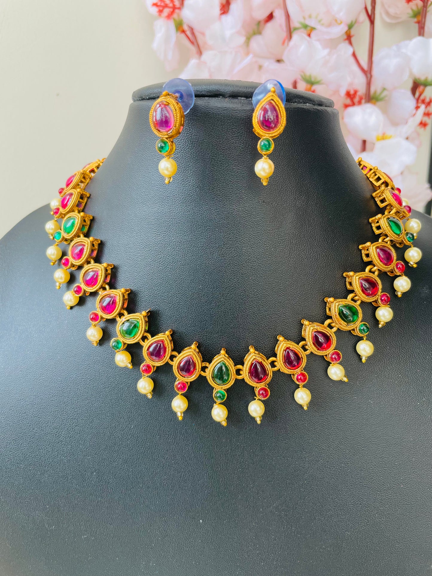Multi stone beads necklace