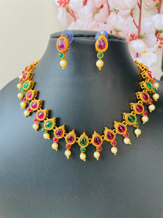 Multi stone beads necklace