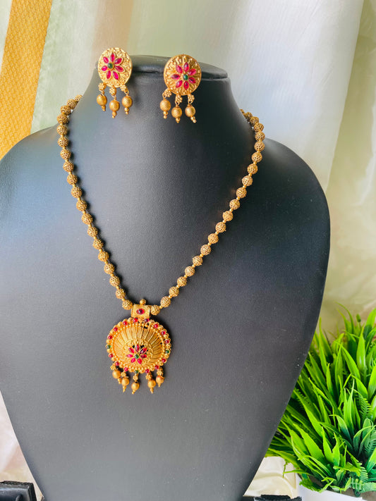 Mani golden beads pendent necklace