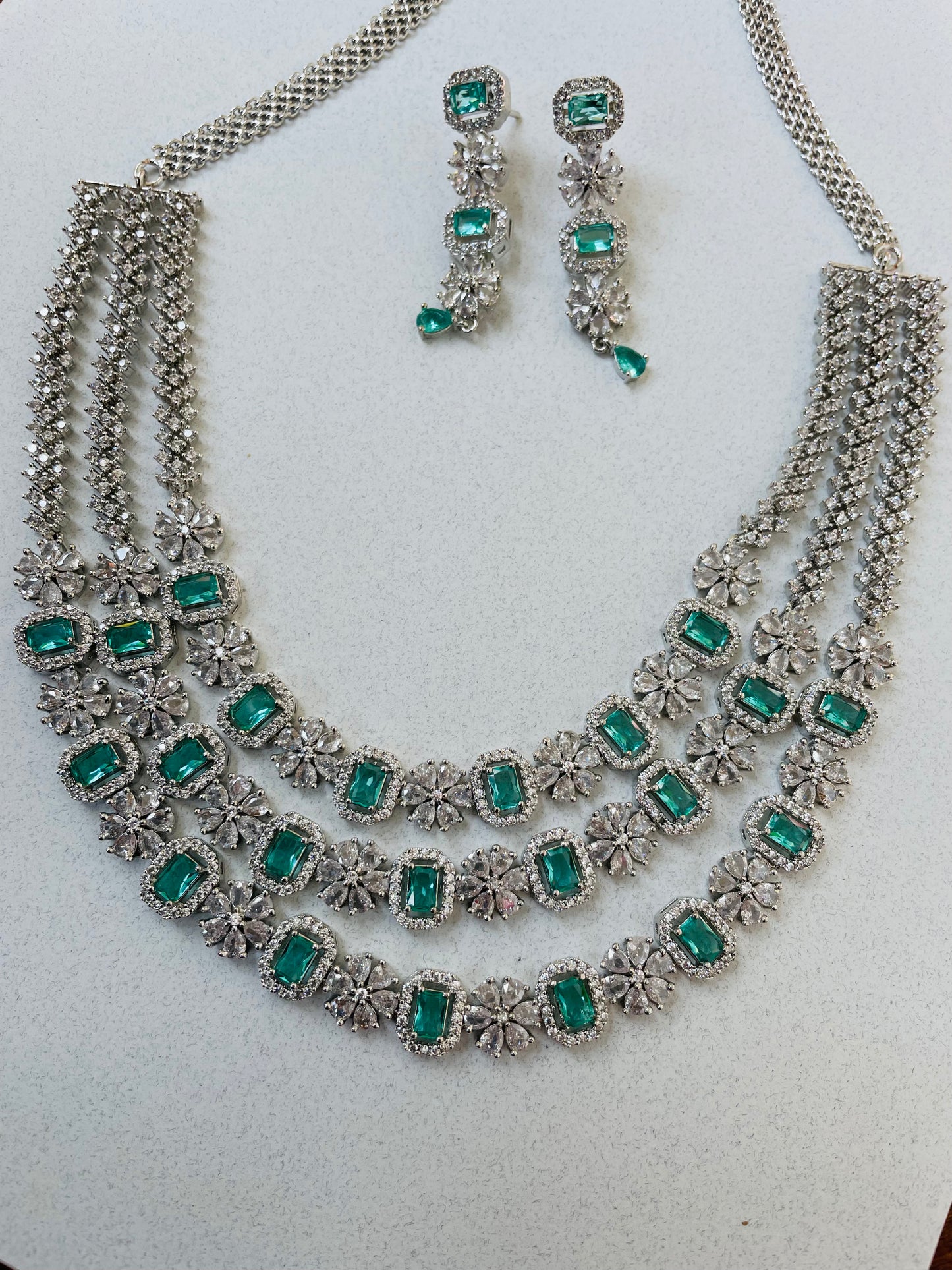 AQUA TRIPLE LAYERED NECKLACE-Elegance46