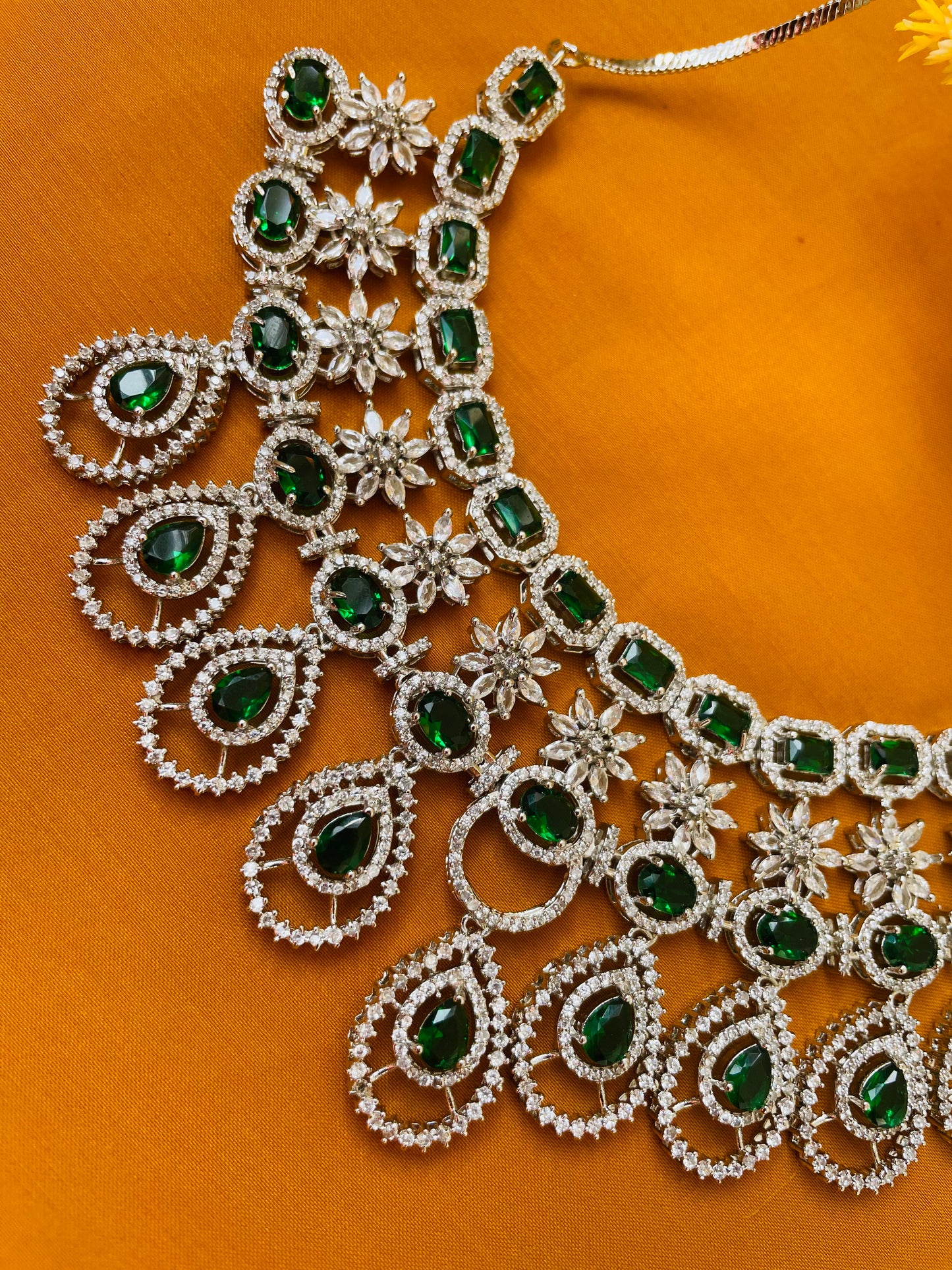 EMERALD BRIDAL NECKLACE SET-Elegance150