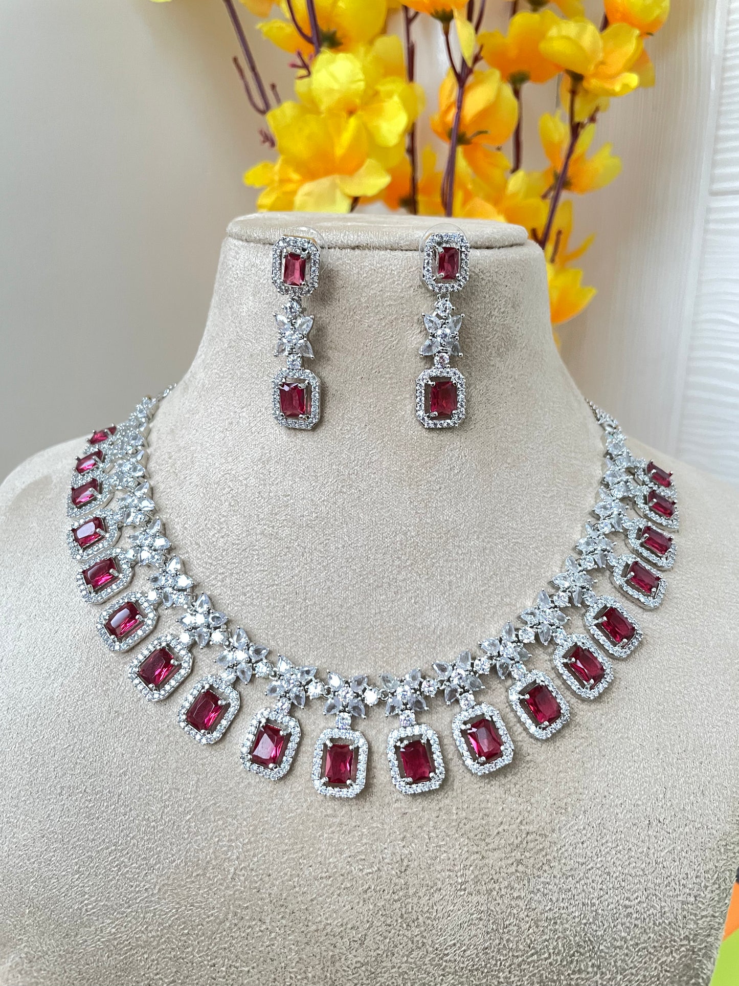 Red Choker Necklace -Elegance1