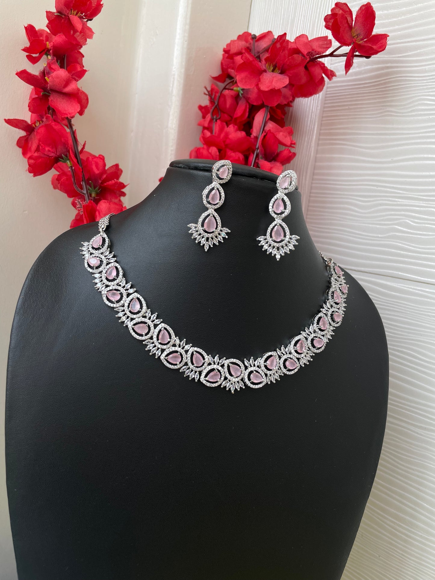 ZIRCONIA CHOKER NECKLACE-Elegance16