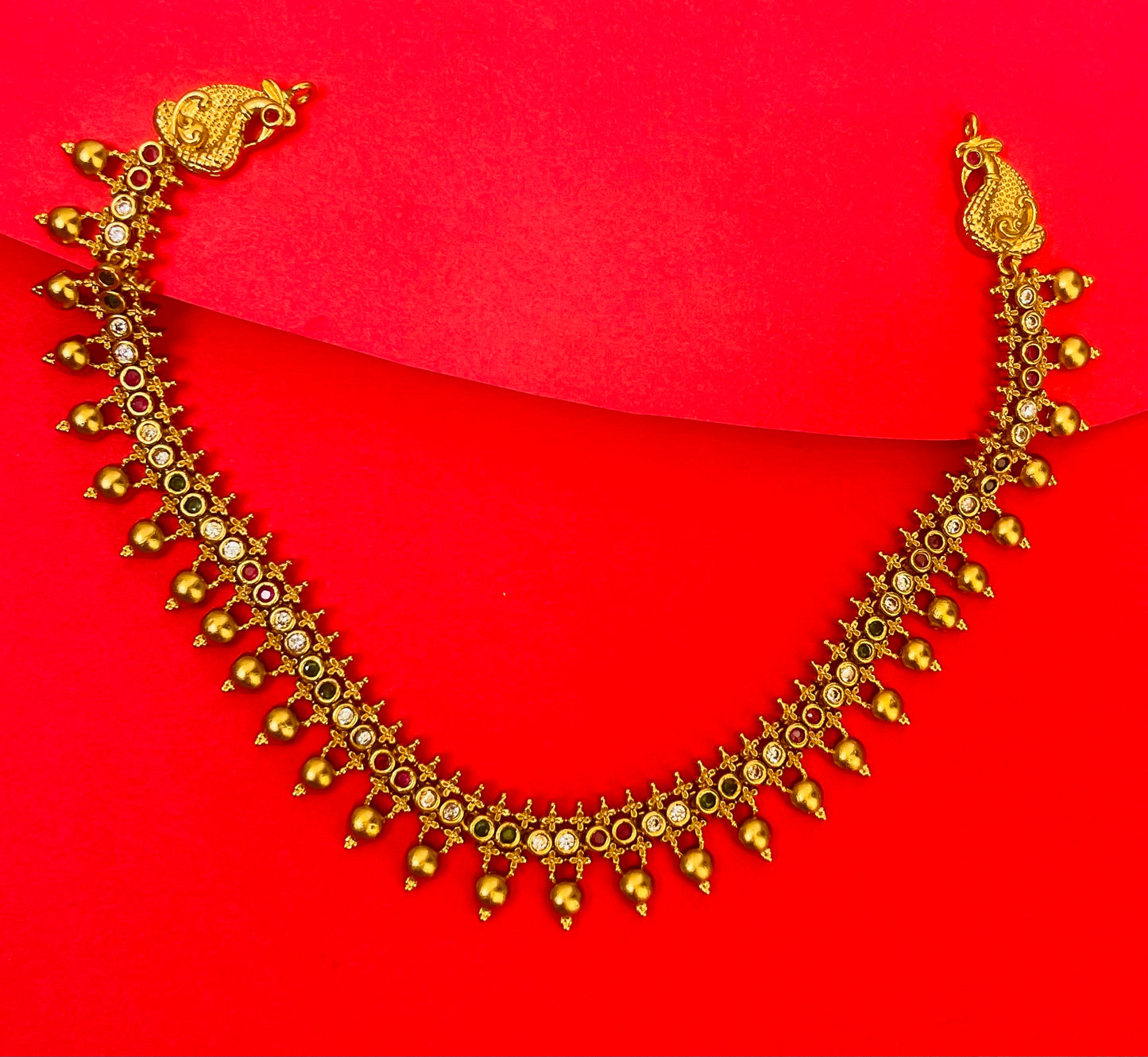 HARINI GOLDEN NECKLACE