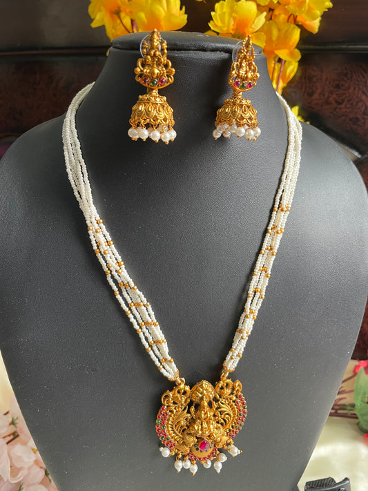 Golden white Haara jewelry set