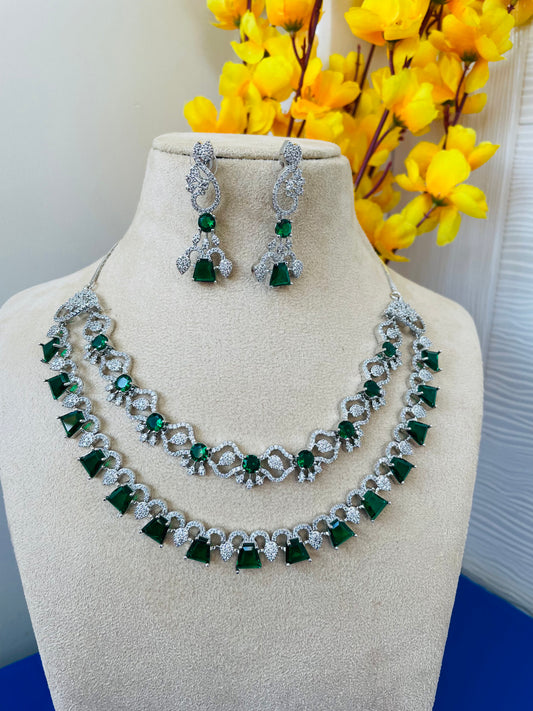 GREEN LAYERED NECKLACE-Elegance121